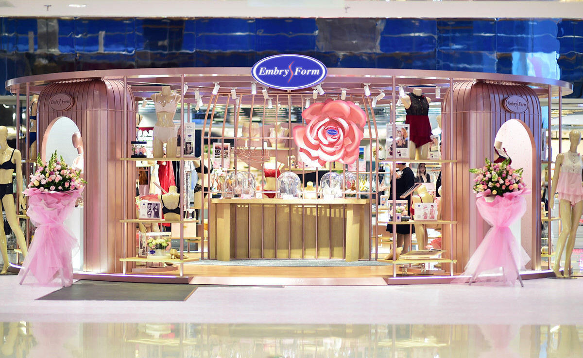 http://www.wguxfdy.cn/uploads/allimg/220107/0932224248-0.jpg